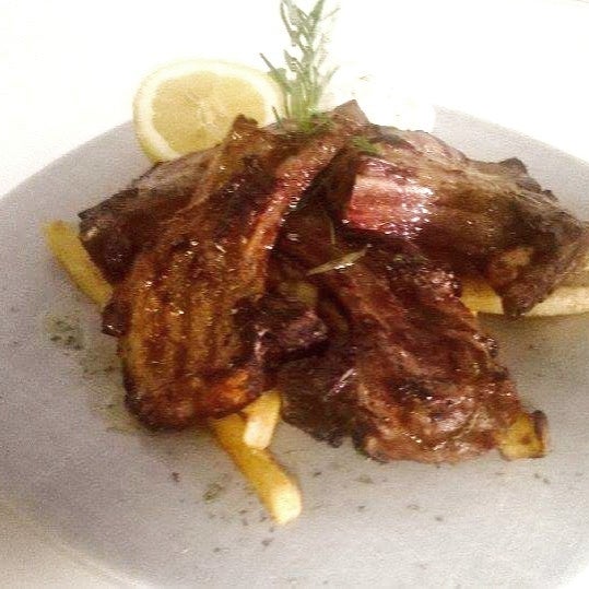 Try the delicious lamb chops !