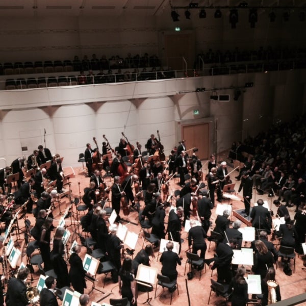 Das Foto wurde bei Konzerthaus Dortmund von Christoph M. am 2/10/2015 aufgenommen