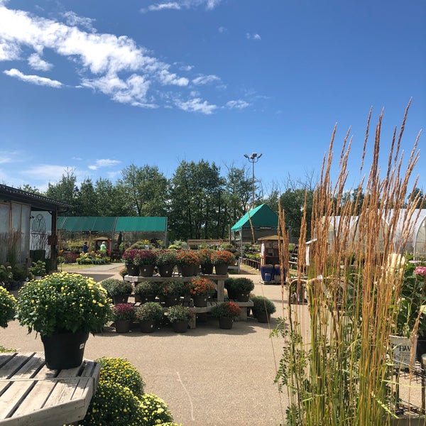 Ellerslie Gift & Garden Gift Store in Edmonton