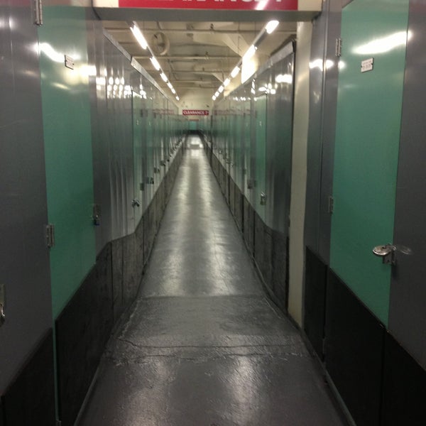 Manhattan Mini Storage Chelsea 520 W 17th St