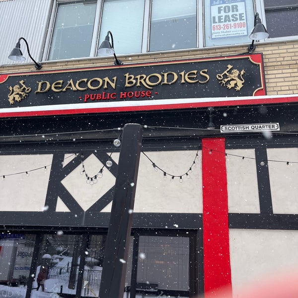 2/28/2023 tarihinde Mike D.ziyaretçi tarafından Deacon Brodie&#39;s Whisky Bar'de çekilen fotoğraf