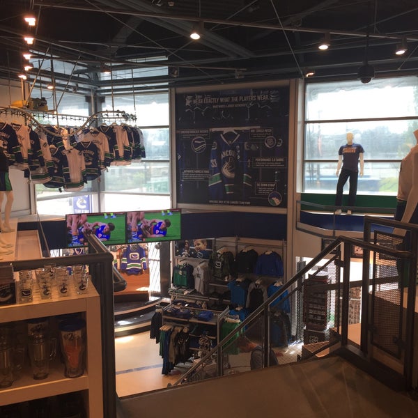 Photo taken at Canucks Team Store by Roman A. on 7/31/2016