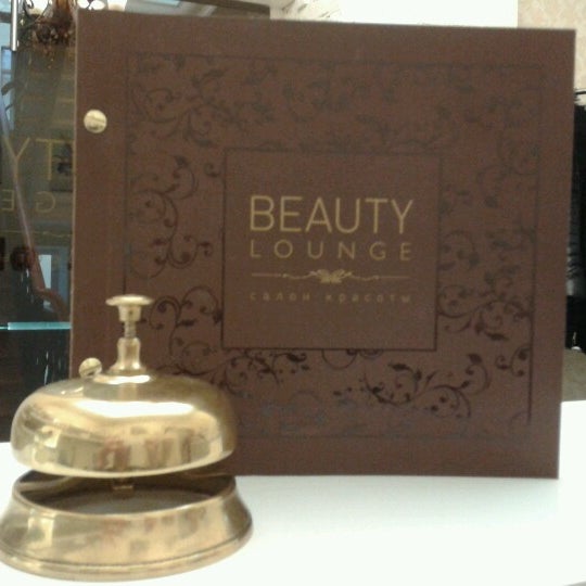 11/17/2012 tarihinde Марина М.ziyaretçi tarafından Beauty Lounge'de çekilen fotoğraf