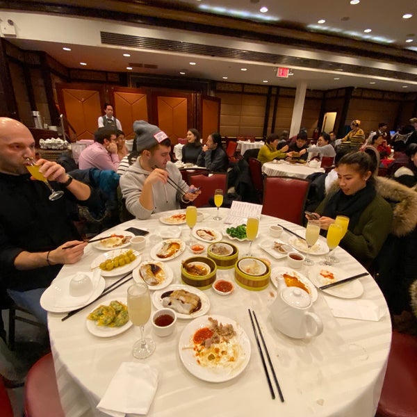 2/16/2020 tarihinde Wilson T.ziyaretçi tarafından Jing Fong Restaurant 金豐大酒樓'de çekilen fotoğraf
