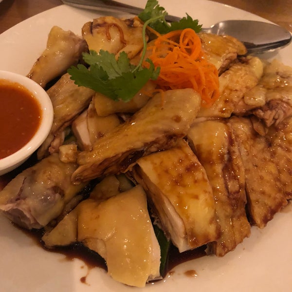 8/7/2018 tarihinde Wilson T.ziyaretçi tarafından Wok Wok Southeast Asian Kitchen'de çekilen fotoğraf