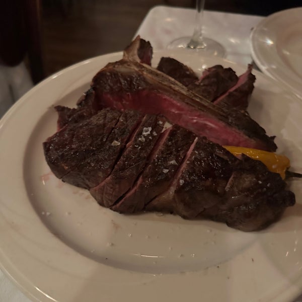 Photo taken at Keens Steakhouse by Wilson T. on 7/2/2023