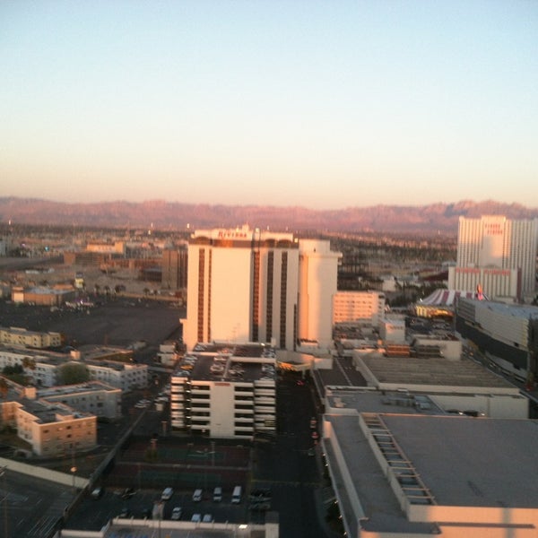 Foto tomada en Springhill Suites by Marriott Las Vegas Convention Center  por Melissa I. el 3/17/2013