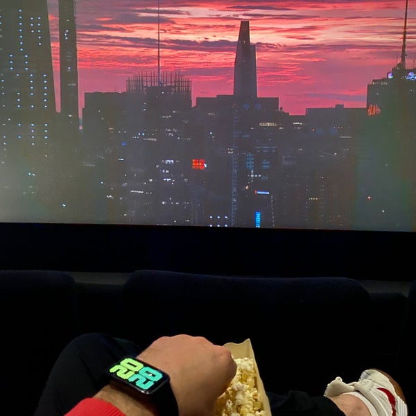 Foto diambil di Spectrum Cineplex oleh Hakan Mert pada 1/14/2022