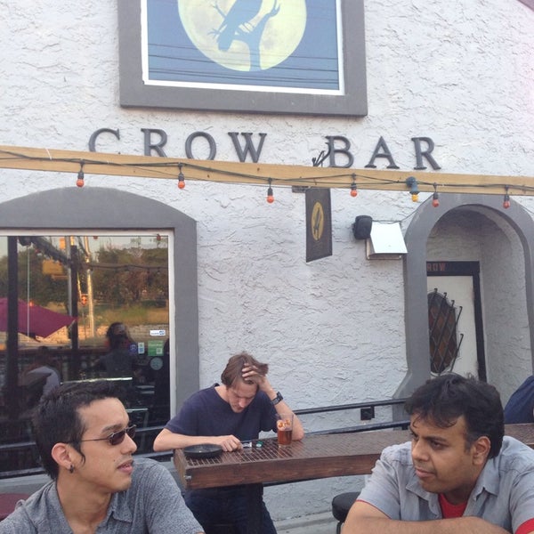 รูปภาพถ่ายที่ Crow Bar โดย Bijoy G. เมื่อ 7/3/2013