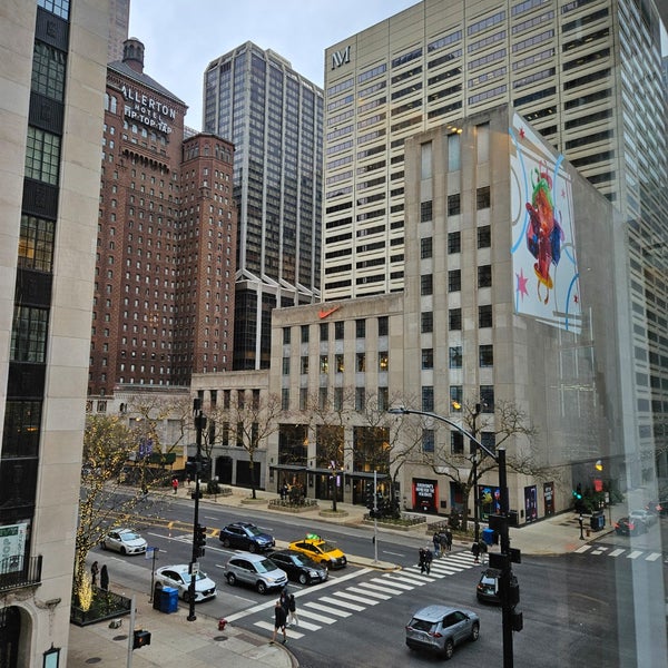 The nike store clearance chicago