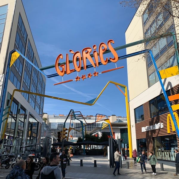 Photo taken at Westfield Glòries by D2 on 2/27/2020