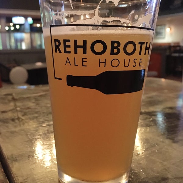 Photo taken at Rehoboth Ale House by Cary H. on 4/8/2021