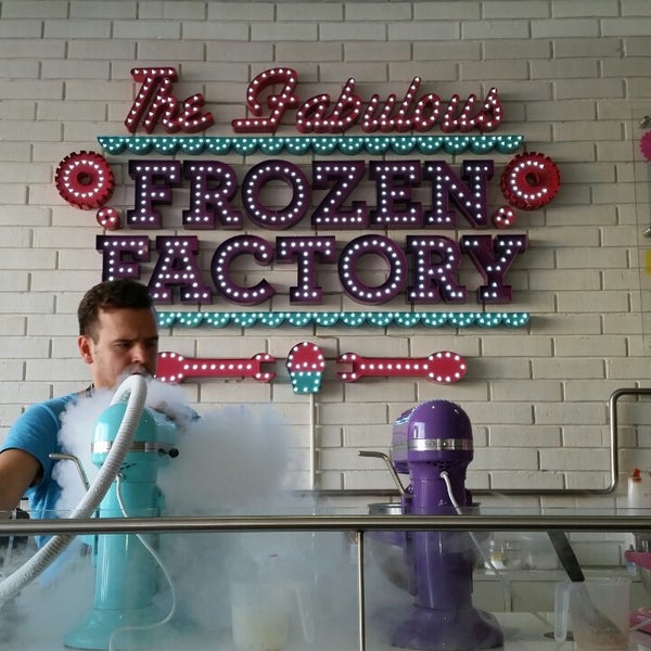 7/6/2014에 Hans V.님이 The Fabulous Frozen Factory에서 찍은 사진