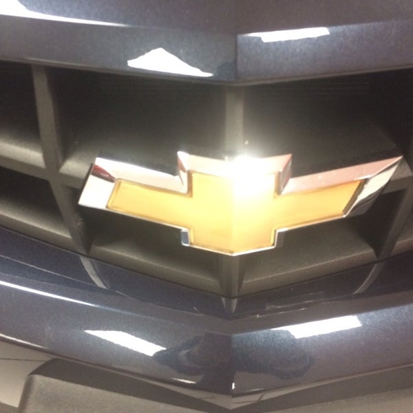 11/19/2013にTim B.がBergstrom GM of Neenah Used Car Superstoreで撮った写真