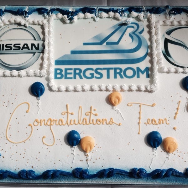 Foto diambil di Bergstrom Victory Lane Imports (Hyundai, Mazda, Mitsubishi &amp; Nissan) oleh Tim B. pada 3/18/2014