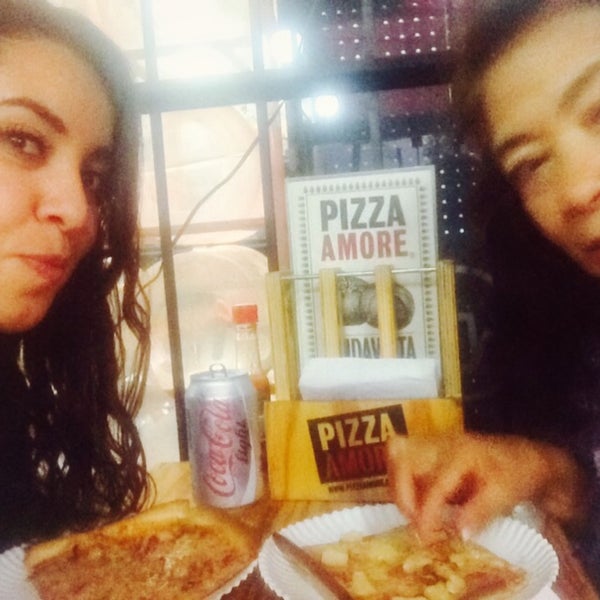 Foto tirada no(a) Pizza Amore por Male em 8/5/2015