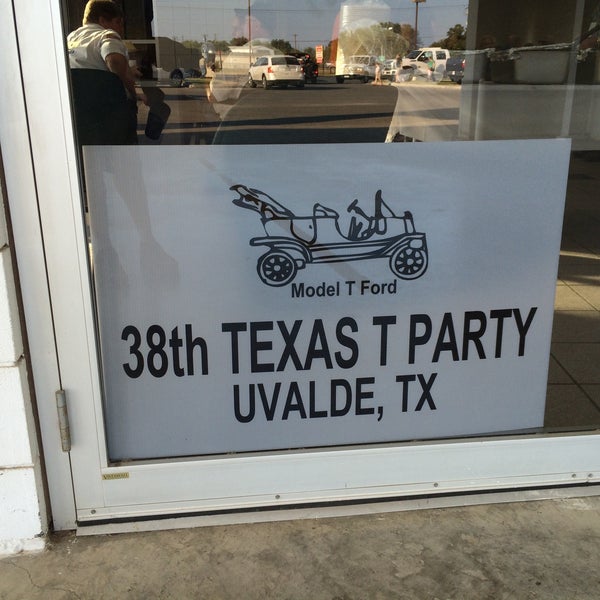 Griffith Ford, Inc. Car Dealership in Uvalde