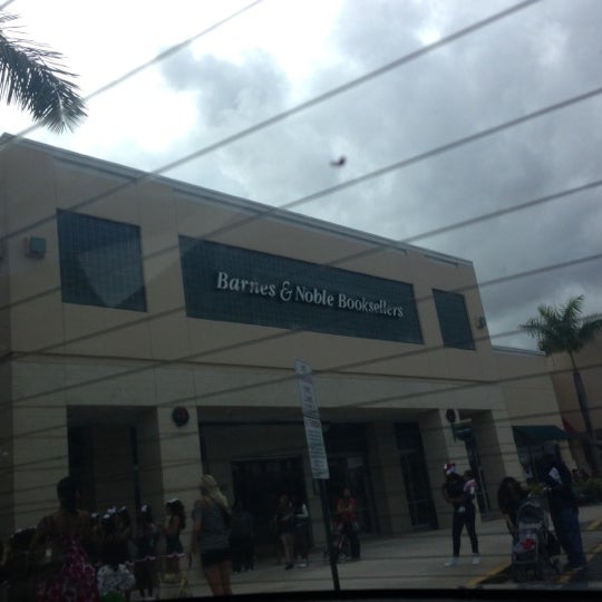 Barnes Noble Bookstore In Pembroke Pines
