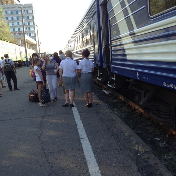 Москва ульяновск поезд едет