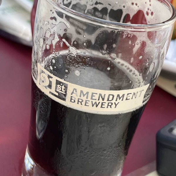 Photo taken at 21st Amendment Brewery &amp; Restaurant by Till on 8/6/2022