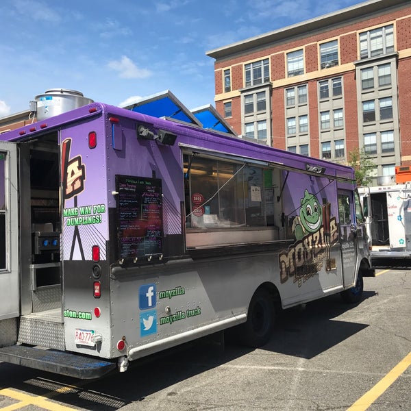 Photo taken at South End Food Trucks by Till on 5/28/2017