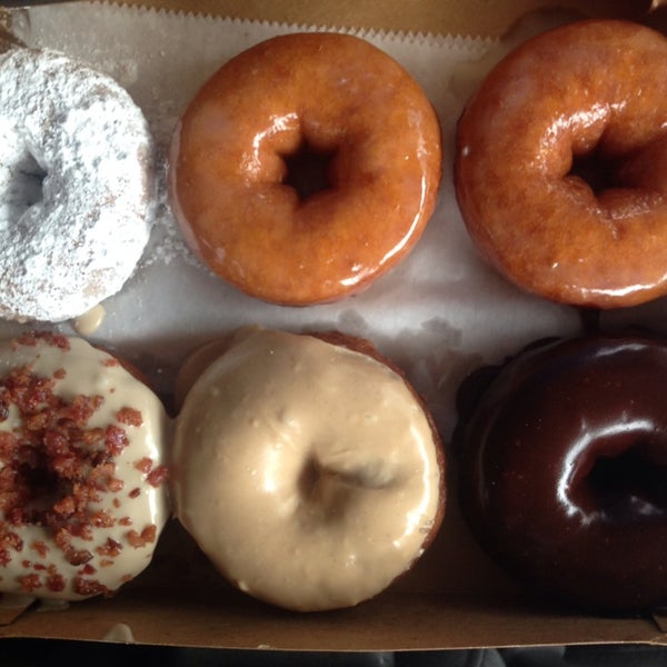 8/2/2014 tarihinde Chase S.ziyaretçi tarafından Duck Donuts'de çekilen fotoğraf