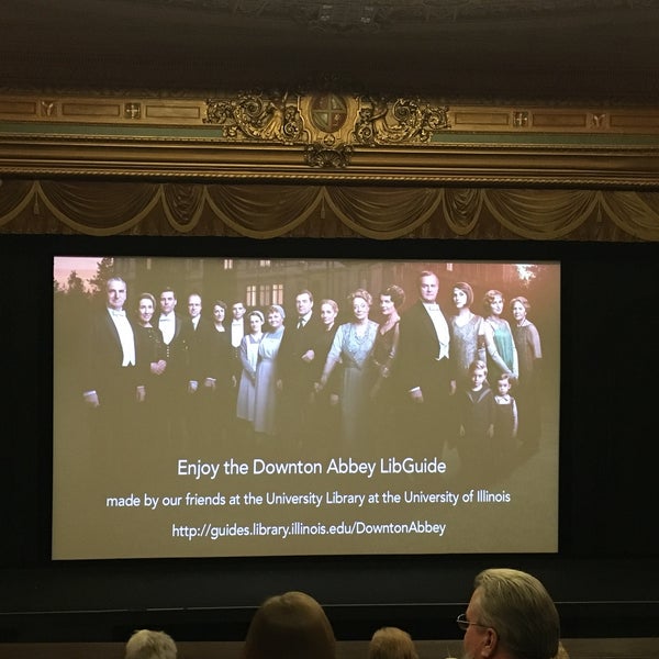 12/11/2015 tarihinde Holly H.ziyaretçi tarafından Virginia Theatre'de çekilen fotoğraf