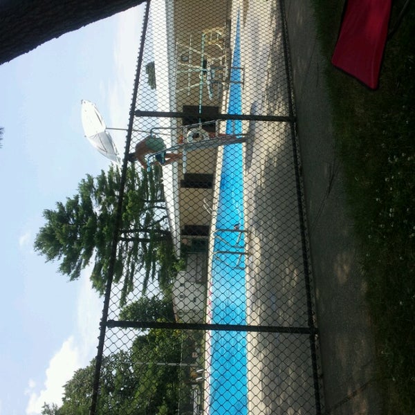 Levittown Pools (West Village Green) Swimming Pool