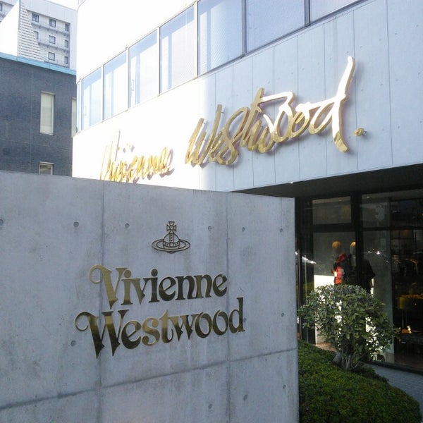 Photos At Vivienne Westwood 心斎橋店 Boutique In 大阪市 Photos At Vivienne Westwood 心斎橋店 Boutique In 大阪市