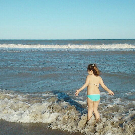 Camila Ostende