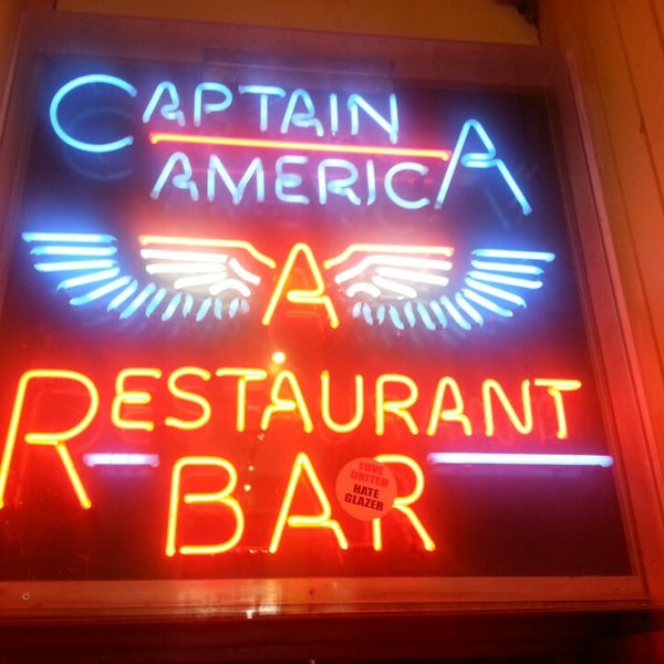 รูปภาพถ่ายที่ Captain Americas Cookhouse &amp; Bar โดย Jared W. เมื่อ 5/2/2013