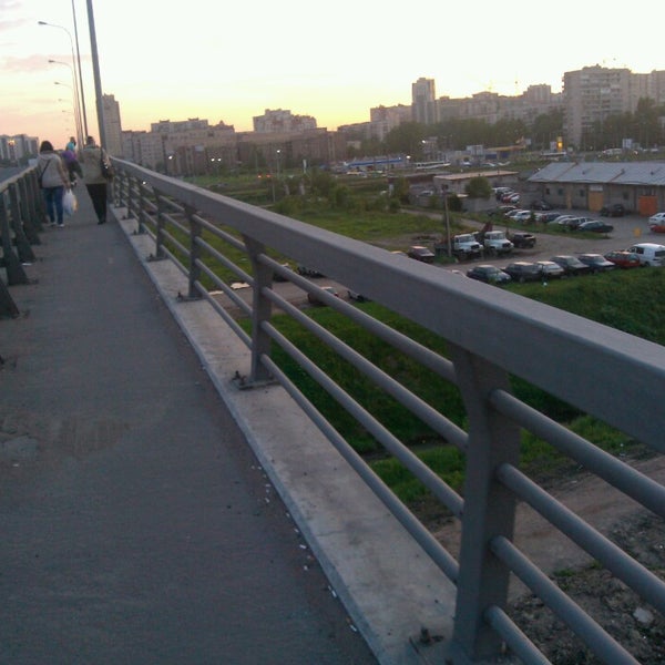 Мойка под мостом дунайский. Мойка под мостом дунайский