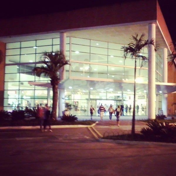 3/16/2013 tarihinde Juliana A.ziyaretçi tarafından Shopping Bonsucesso'de çekilen fotoğraf