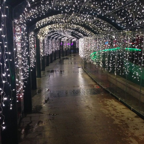 12/22/2012 tarihinde KayaEmreziyaretçi tarafından Atlantis Alışveriş ve Eğlence Merkezi'de çekilen fotoğraf