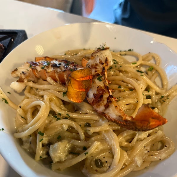 The Cutlery Gastropub in Honolulu