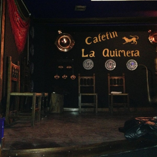 7/15/2013 tarihinde Giulia O.ziyaretçi tarafından La Quimera Tablao Flamenco y Sala Rociera'de çekilen fotoğraf