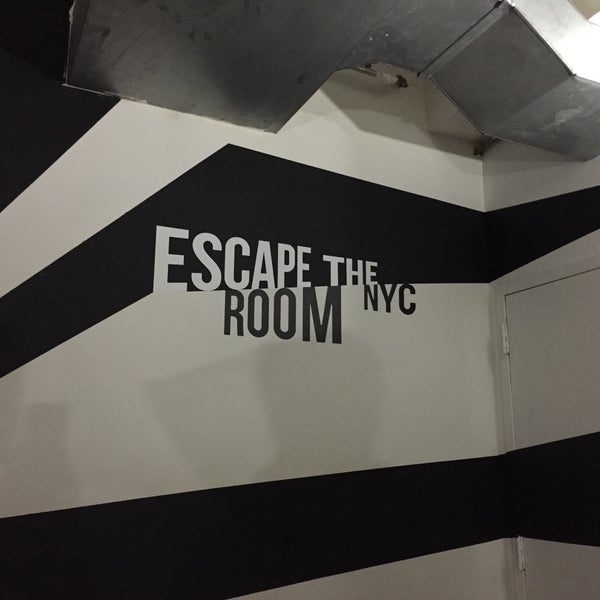 Foto tirada no(a) Escape The Room NYC por Frederic D. em 4/27/2015