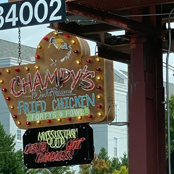 Photos at Champy's Famous Fried Chicken Martin Luther King 85 tips