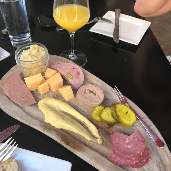 Снимок сделан в Prost Wine Bar &amp; Charcuterie пользователем Dorothy S. 7/8/2018