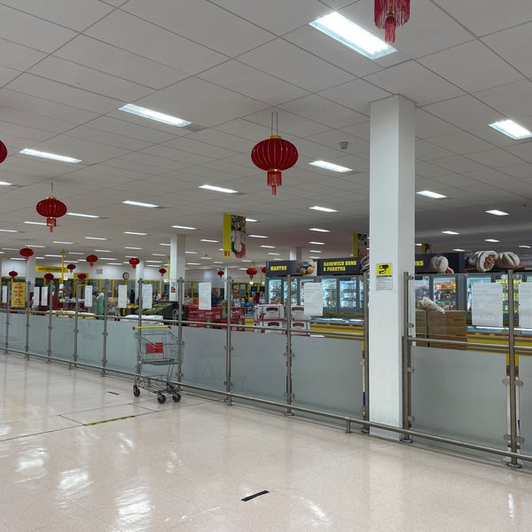 Photos at Wing Yip Centre 544 Purley Way