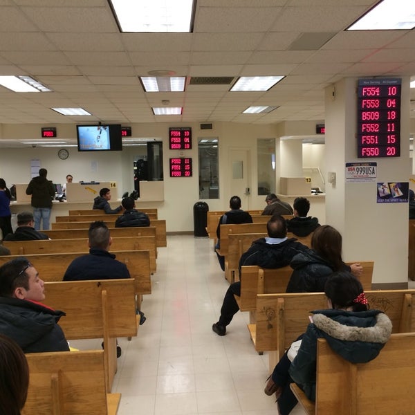 Photo taken at New York State Department of Motor Vehicles by Peter S. on 3/31/2014