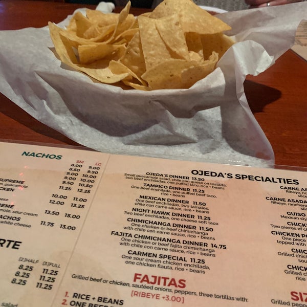 Foto diambil di Ojeda&#39;s Mexican Restaurant oleh Ray H. pada 10/11/2019
