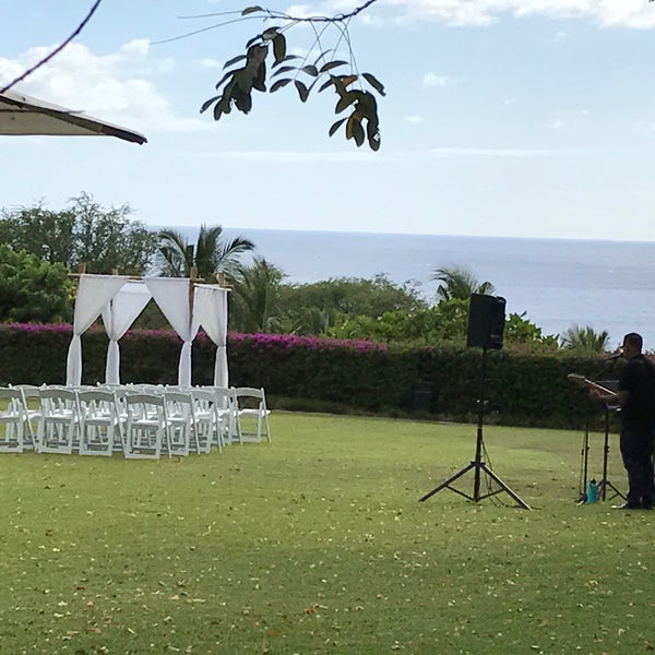 Photo taken at Hotel Wailea, Relais &amp; Chateaux by Ray H. on 7/8/2017