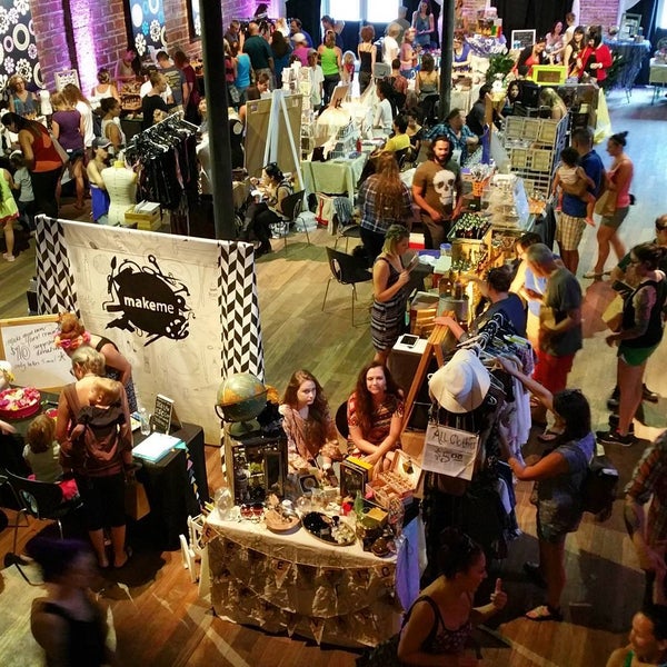 Unique event. Unique event. Unique event. Место для корпоротивов в сугинами. Mapping на человека.