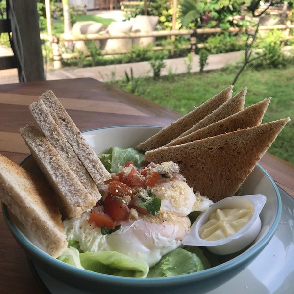 Photo taken at Coffee &amp; Thyme Gili Air by Sop on 4/19/2018