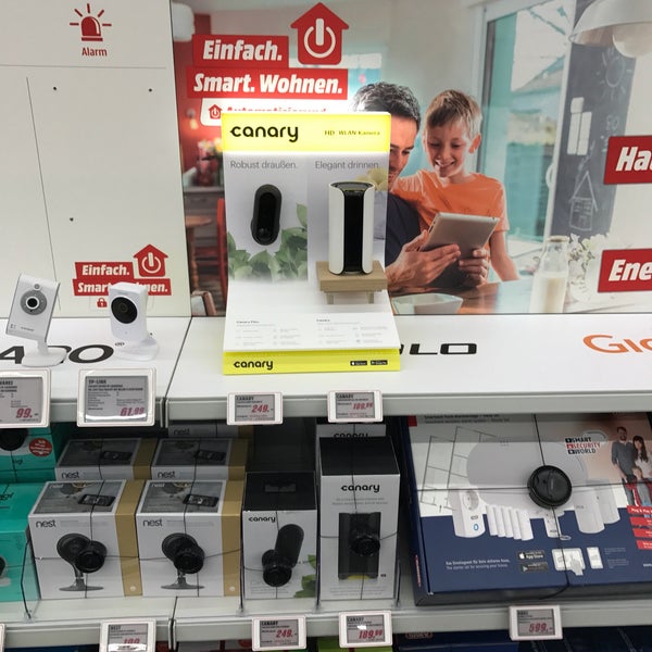 Photo taken at MediaMarkt by Guillaume A. on 7/1/2017