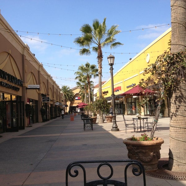 Las Americas Premium Outlets - Outlet Mall in International Gateway of The Americas