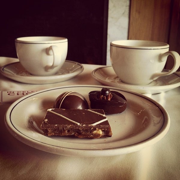 Foto tirada no(a) Craverie Chocolatier Café por stylishboots em 2/8/2014