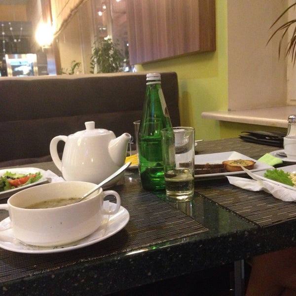 Кафе Del Mar в Сочи, где можно вкусно поесть в центре