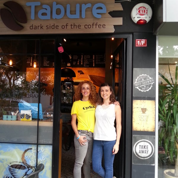 9/7/2016 tarihinde Esra G.ziyaretçi tarafından Tabure Coffee'de çekilen fotoğraf